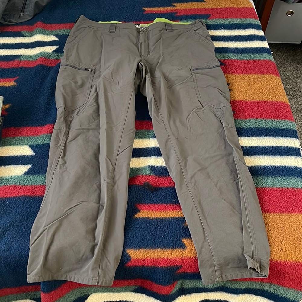 Men’s REI outdoor pants